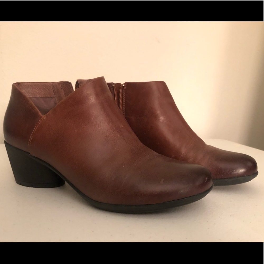 Dansko Raina Size 39 BRAND NEW